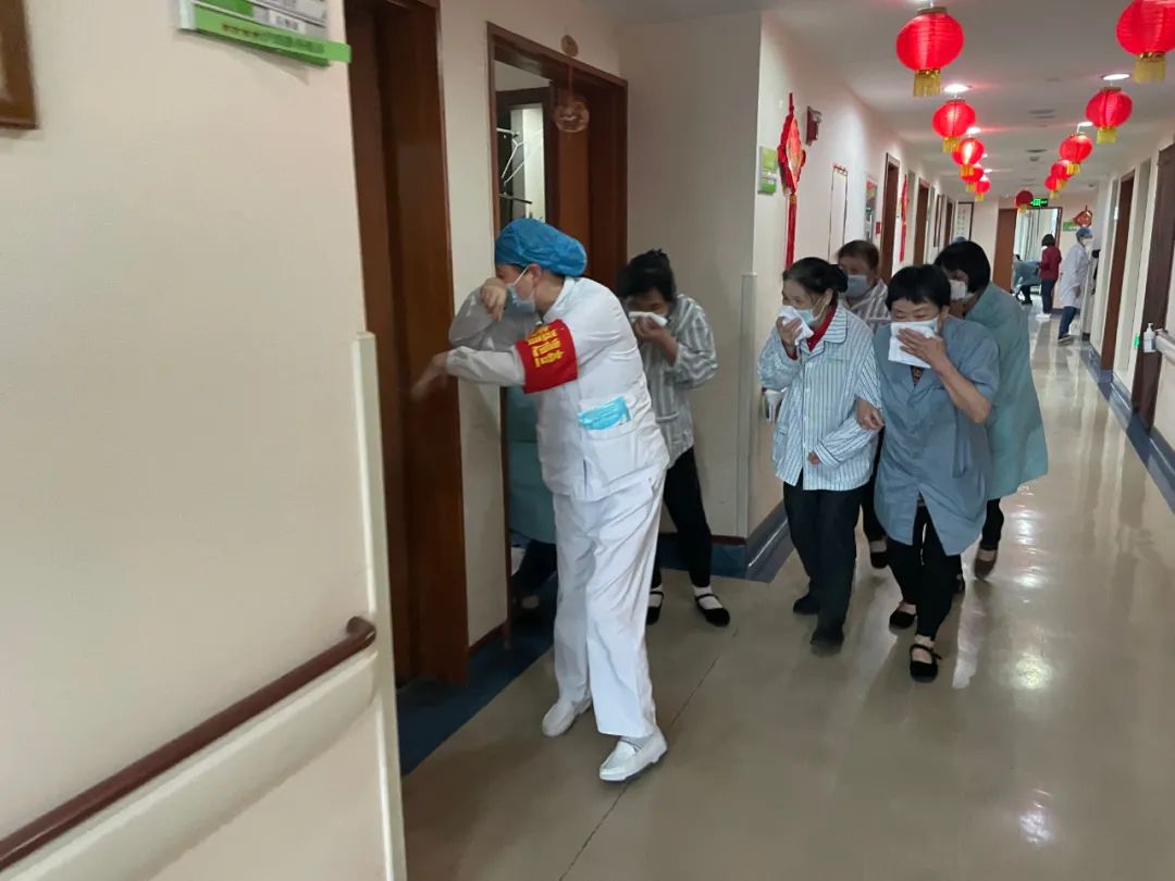 1652331930323424.jpg 11.jpg