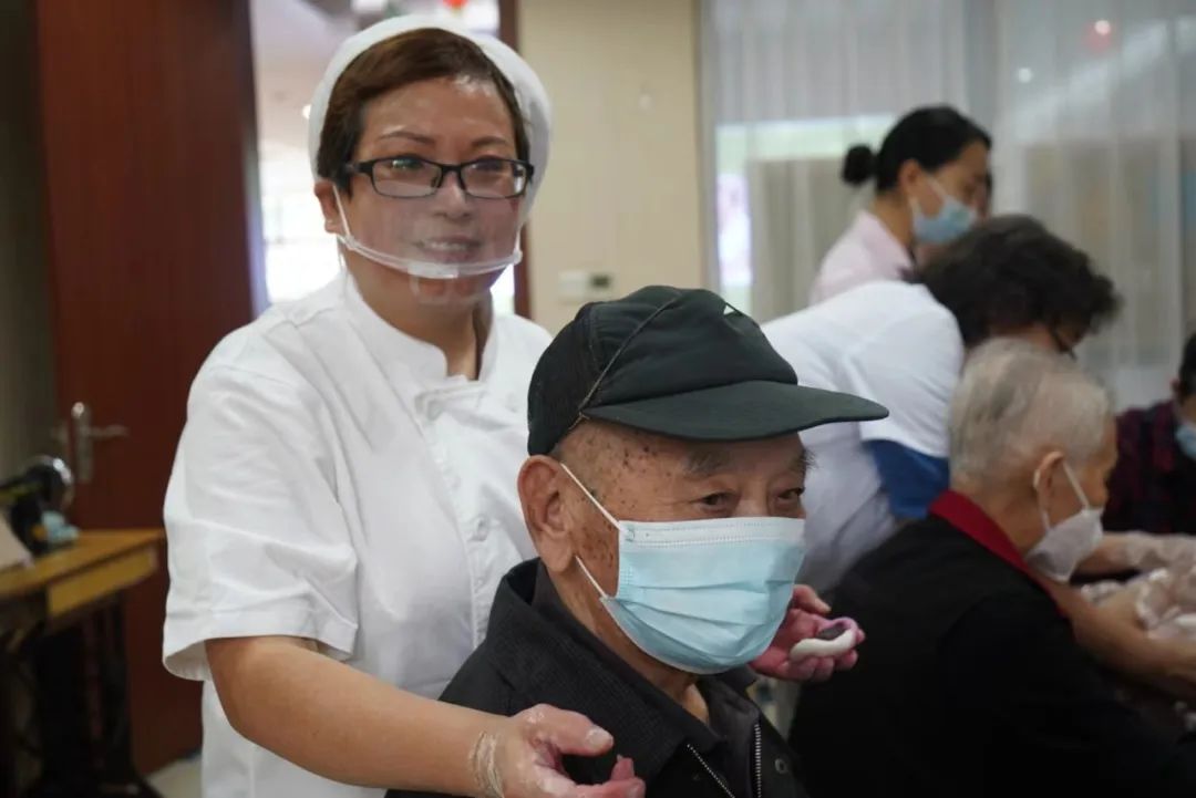 1703732503832631.jpg 640 (2).jpg