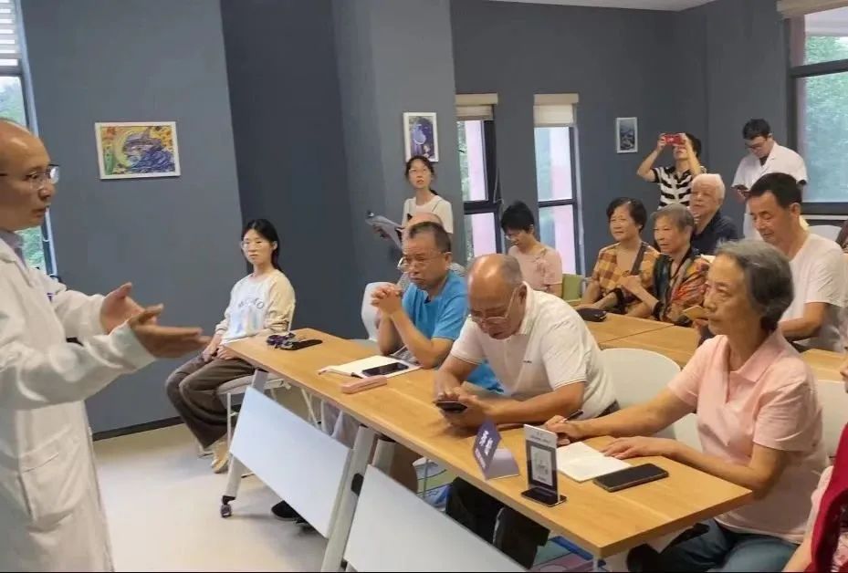 1703732814353112.jpg 640 (1).jpg