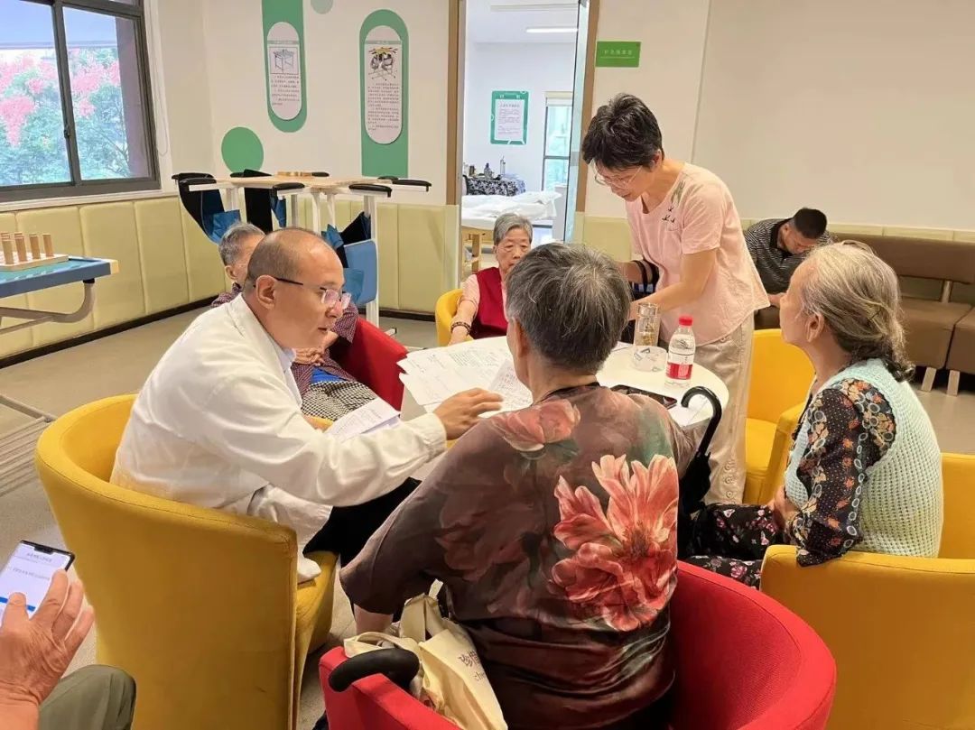 1703732829555181.jpg 640 (4).jpg